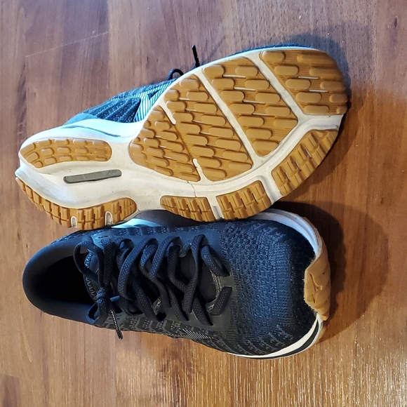 Mizuno Waverider 24 - Picture 3 of 4